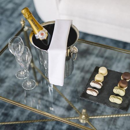 Chateau De L'Aile- Boutique Suites ヴェヴェイ エクステリア 写真