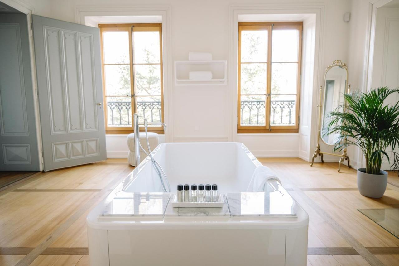 Chateau De L'Aile- Boutique Suites ヴェヴェイ エクステリア 写真